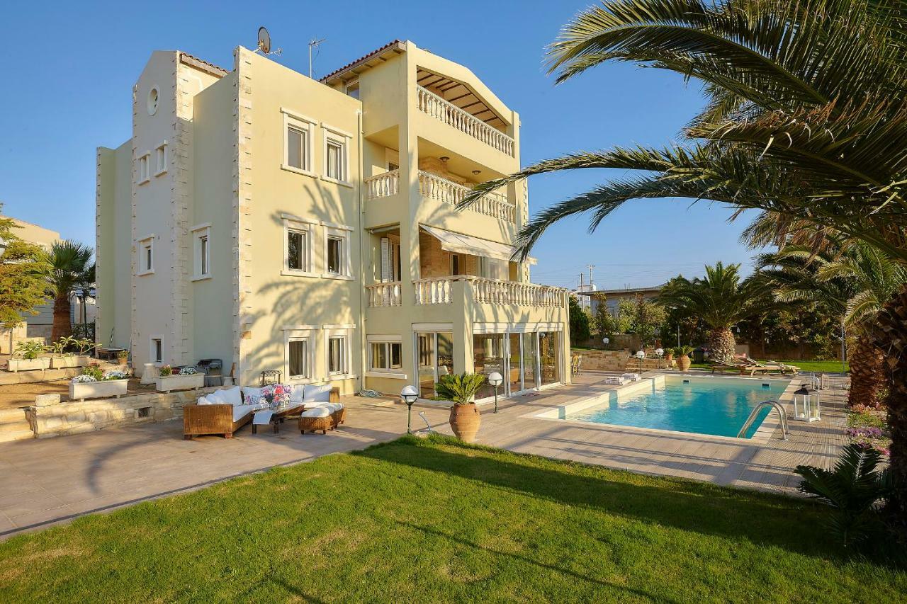 Living E-motion Villa Goúrnes